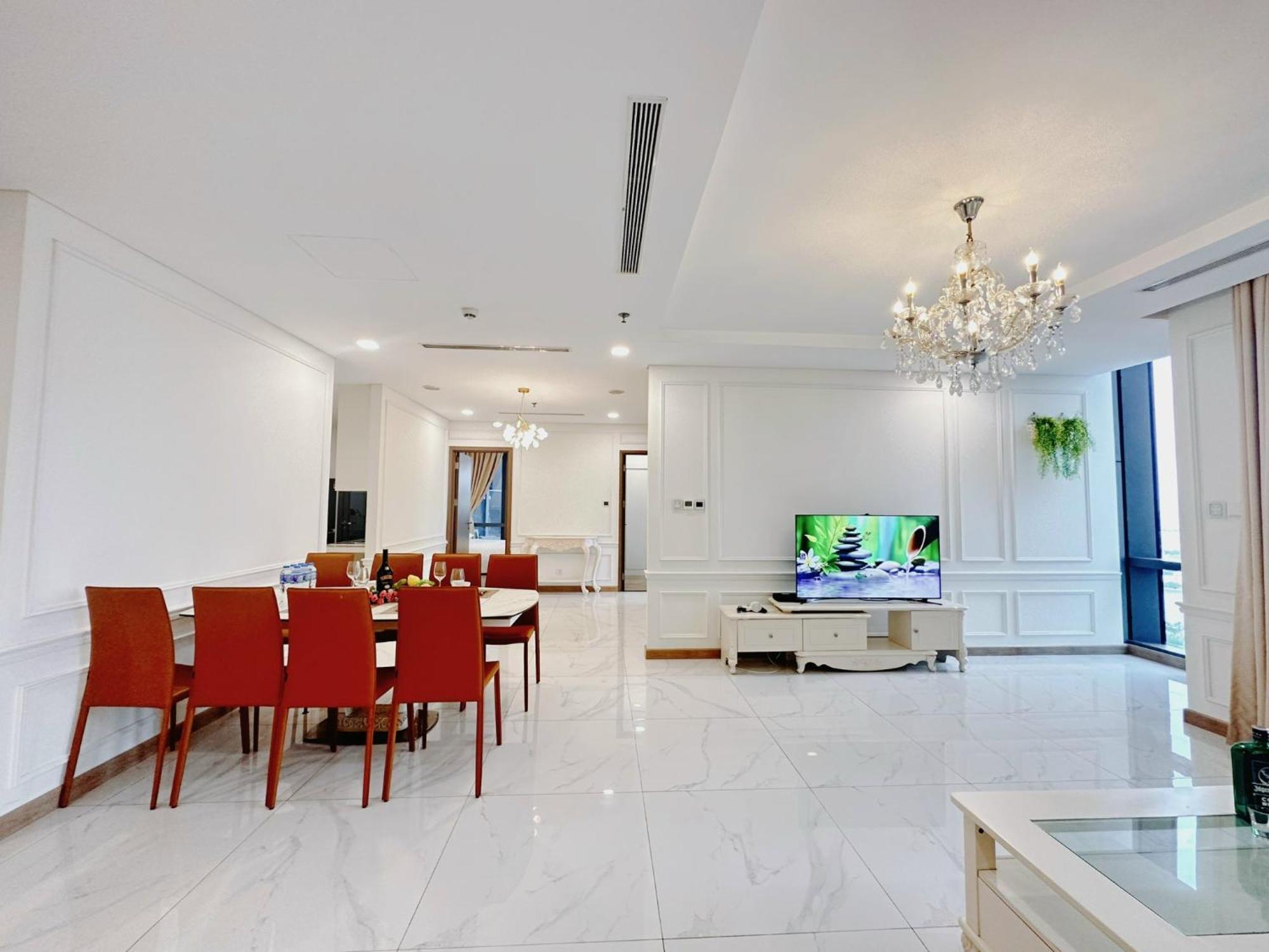 Luxury Vinhomes Central Park Ho Chi Minh City Exterior photo